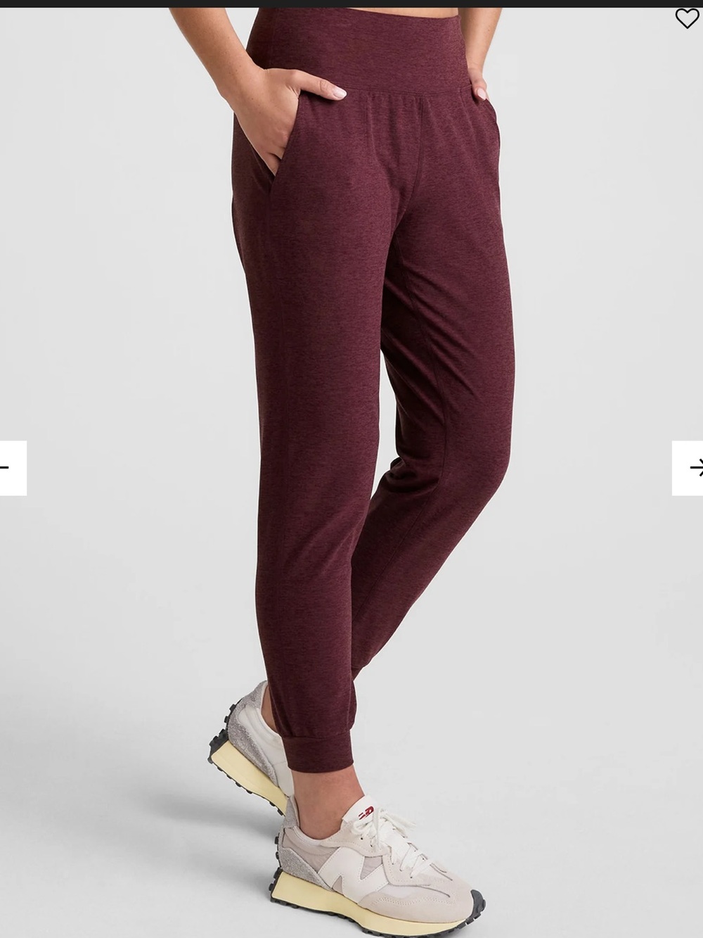 CALIA by Carrie Underwood Women's Maroon Track Joggers